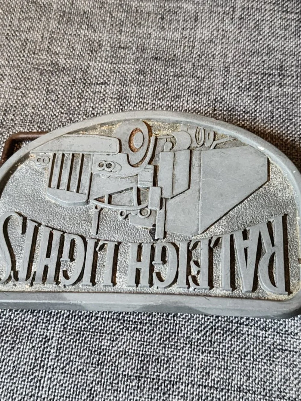 Vintage Raleigh Lights Semi Truck Big Rig Trucker Silver Metal Belt Buckle